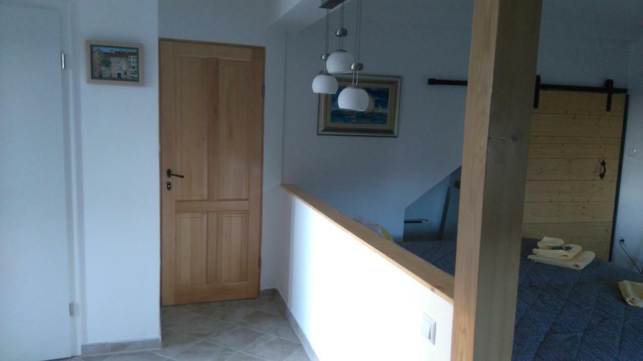 Studio Apartmani Sverko Punat Exterior photo